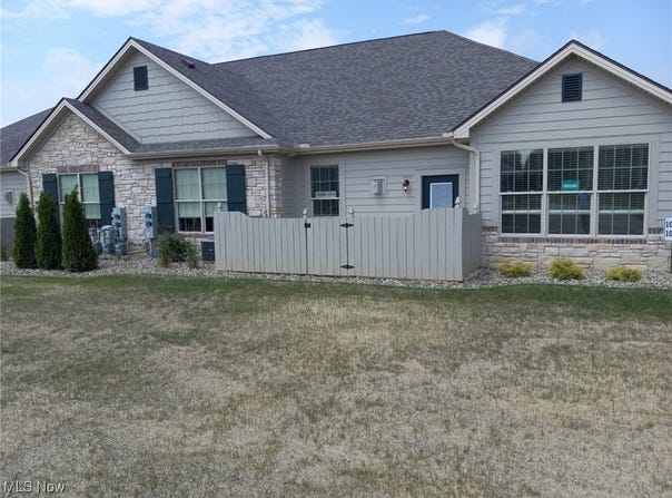 9264 Sharrott Road unit: 1001, Poland, OH 44514