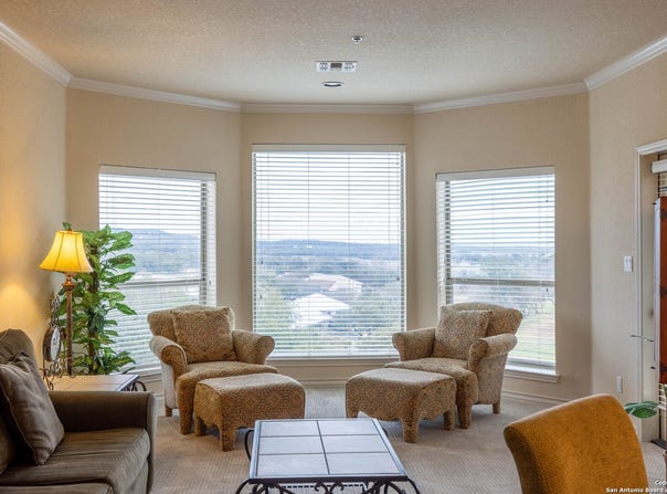 20 Tapatio Dr E, Boerne, TX 78006