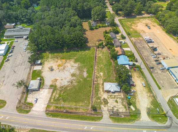 5205 Old Hwy 42, Hattiesburg, MS 39401