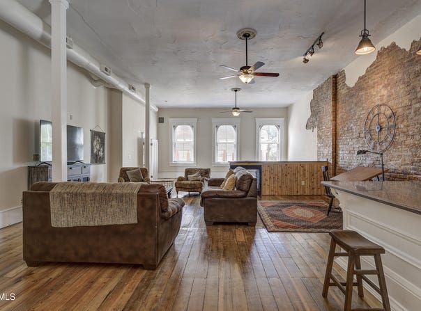 109 East Main Street, Jonesborough, TN 37659