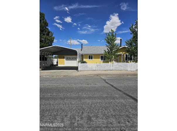 674 B Street, Hawthorne, NV 89415