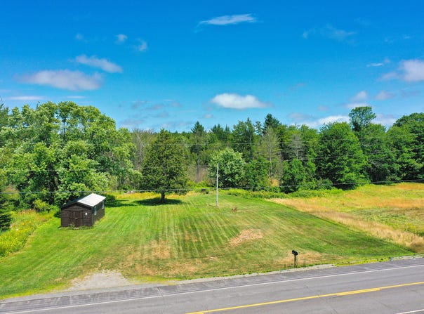 1092 Belfast Road, Knox, ME 04986