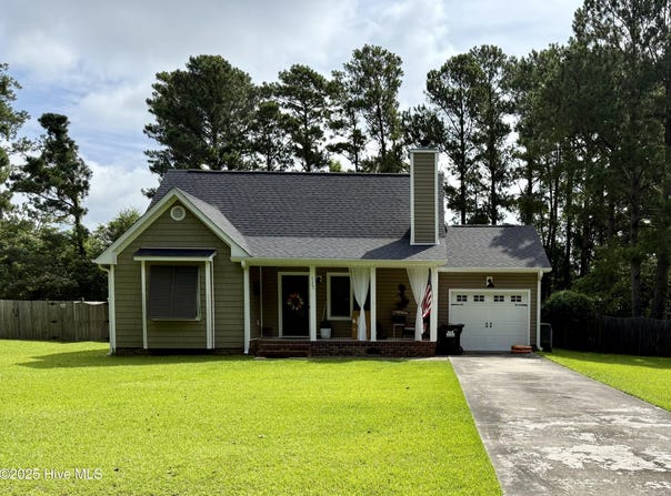 117 Foster Creek Court, Swansboro, NC 28584