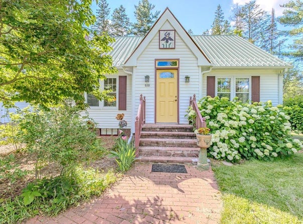 910 S CENTER AVENUE, Merrill, WI 54452