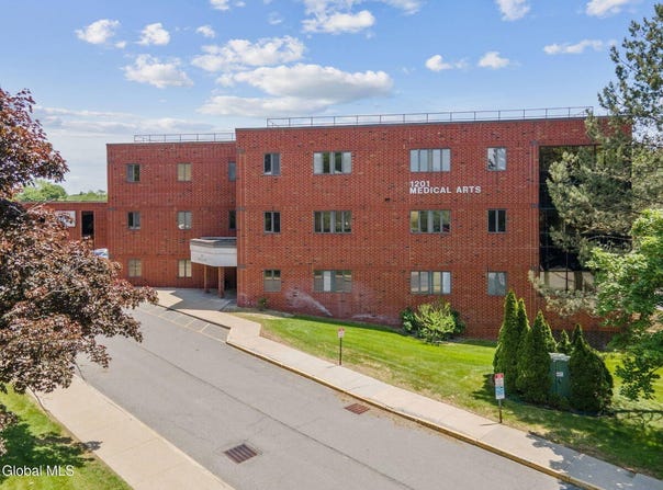 1201 Nott Street, Schenectady, NY 12308