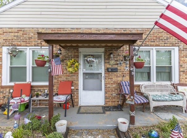 2292 LEE HWY, MOUNT SIDNEY, VA 24467