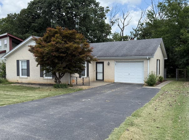 836 Colonial Trace, Frankfort, KY 40601