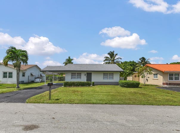 9705 NW 70th Court, Tamarac, FL 33321