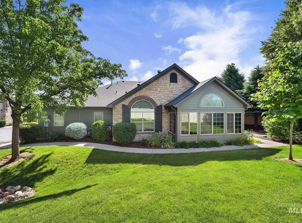 2870 N Cloverdale, Boise, ID 83713