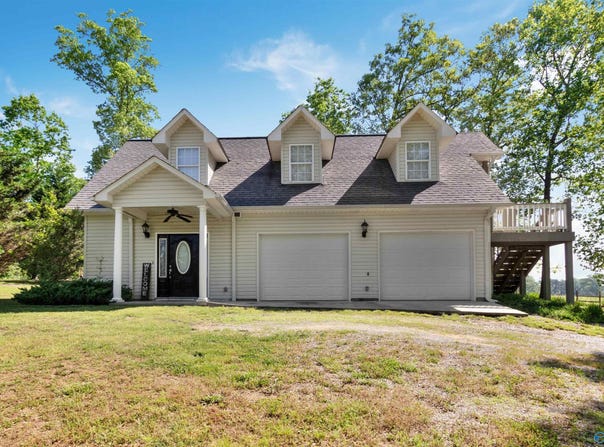 221 Turkey Hop Road, Holly Pond, AL 35083