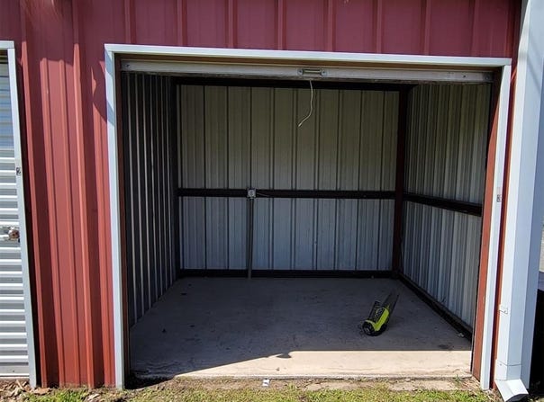 107 W Hayes Street, Savoy, TX 75479