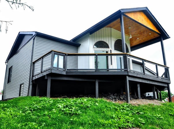 2040 Constitution Blvd, Elizabeth Twp/Boro, PA 15135