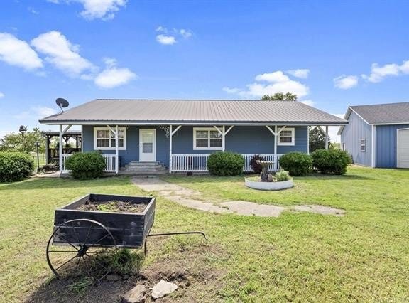 447247 E 70th Road, Welch, OK 74369