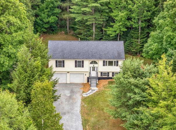 28 Levant Height Drive, Levant, ME 04456