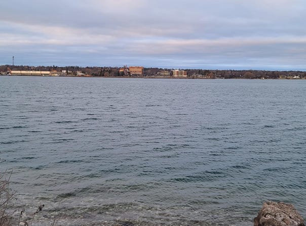 0002 E PORTAGE Ave, Sault Ste Marie, MI 49783