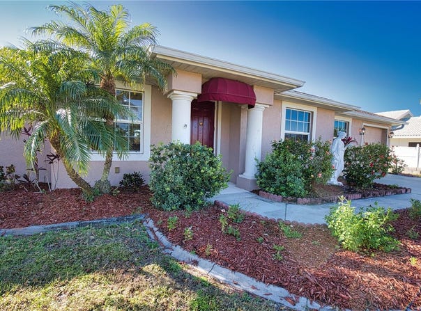 1675 BLUE LAKE CIRCLE, PUNTA GORDA, FL 33983