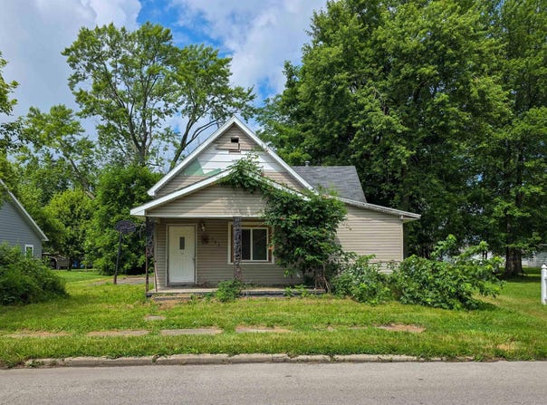 722 N Main Street, Sullivan, IN 47882