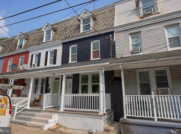 225 JUNIATA STREET, LANCASTER, PA 17602
