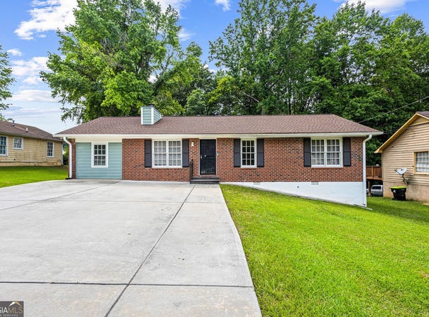 2382 Old Rex Morrow, Ellenwood, GA 30294