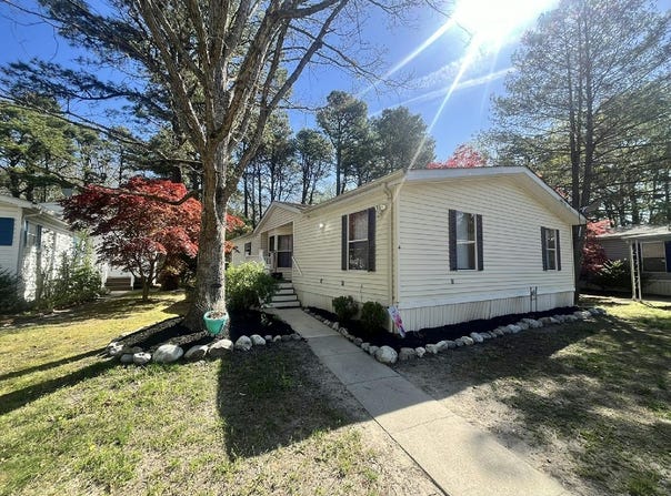 4 SWIFT RUN DRIVE, Sicklerville, NJ 08081