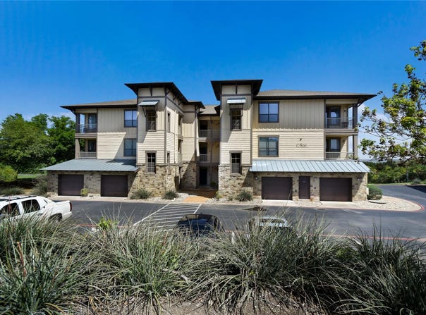 17800 Edgewood WAY, Jonestown, TX 78645