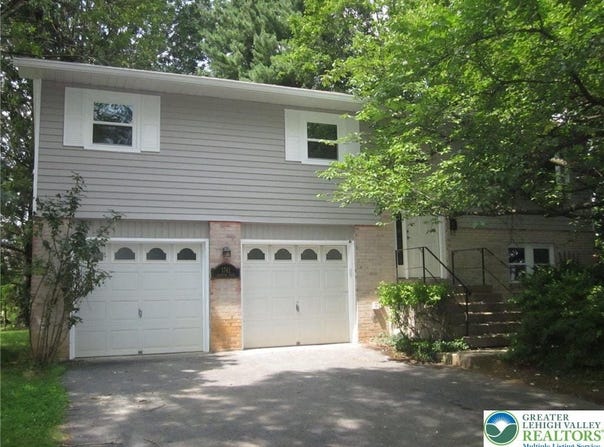 1741 Johnston Drive, Bethlehem City, PA 18017