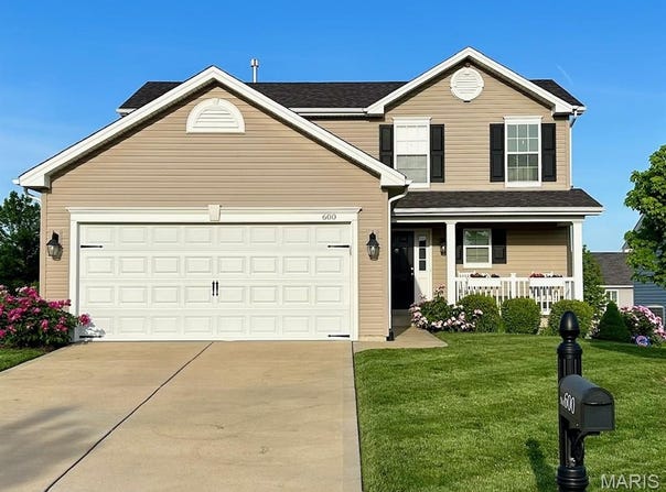 600 Lazy River Court, O'Fallon, MO 63366