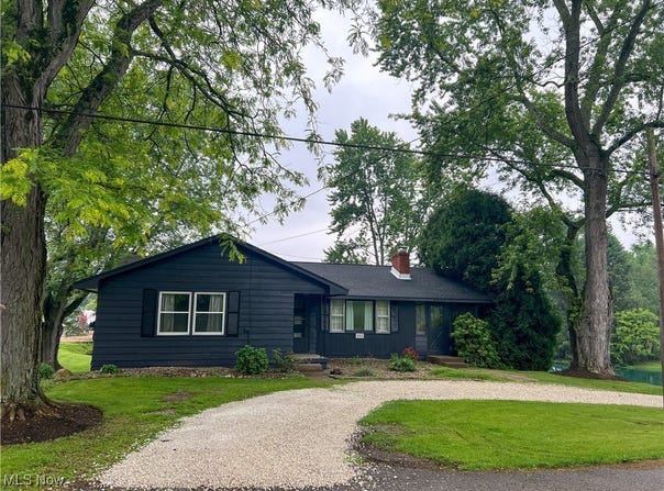 232 Hoffman Road, Loudonville, OH 44842