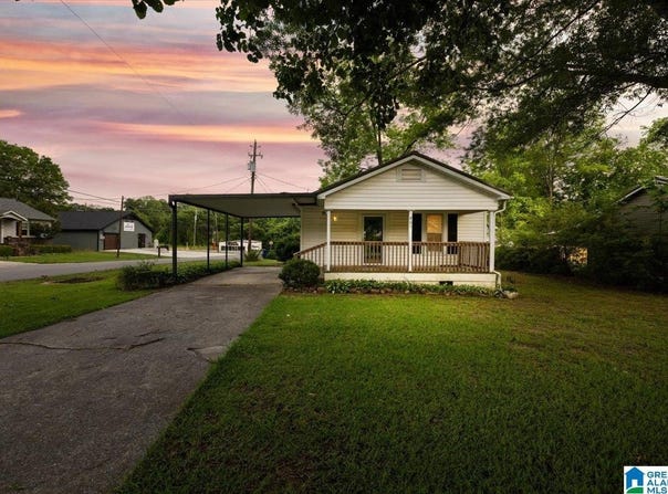 401 W 3RD AVENUE, ONEONTA, AL 35121