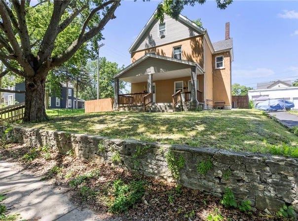 438 Spruce Avenue, Kansas City, MO 64124