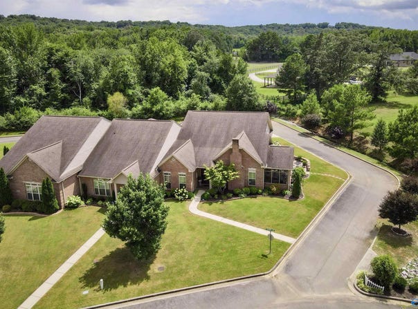 130 Victoria Circle, Decatur, AL 35603