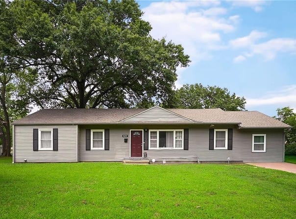 8604 E 53rd Terrace, Kansas City, MO 64129