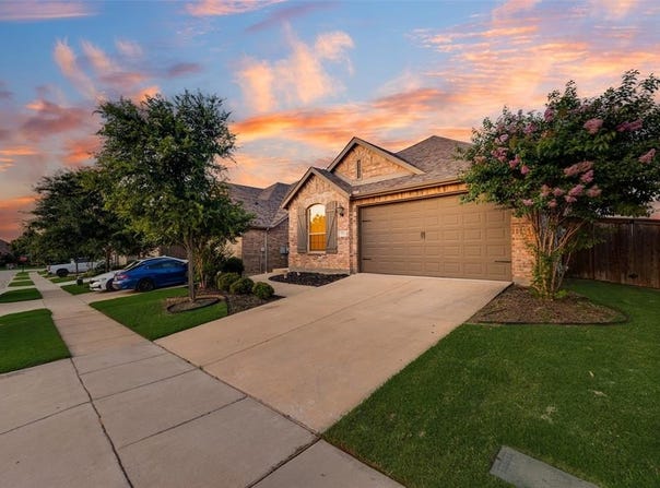 3512 Tulip Drive, Aubrey, TX 76227