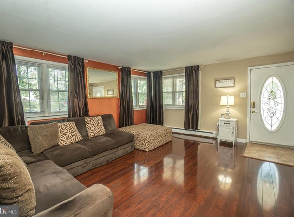 1419 PINE STREET, PINE HILL, NJ 08021