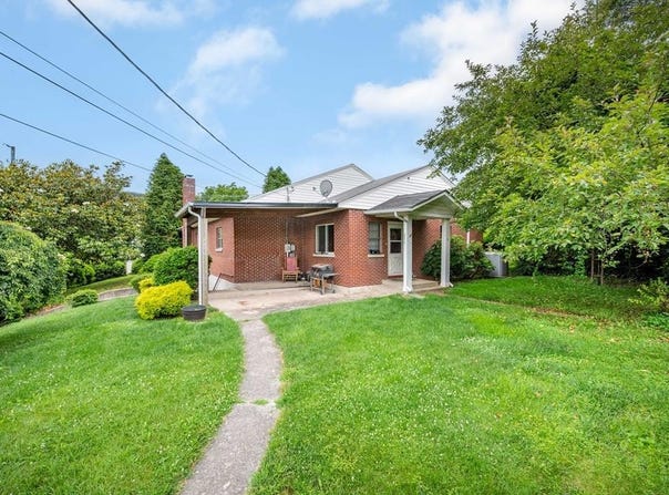 290 W Ridge St., Wytheville, VA 24382