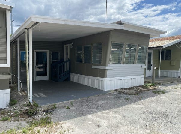 48 Circle Dr, Mount Dora, FL 32757