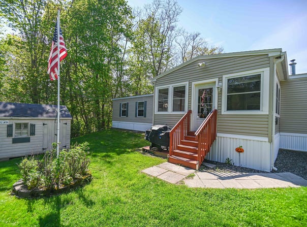 744 US RT-1, York, ME 03909
