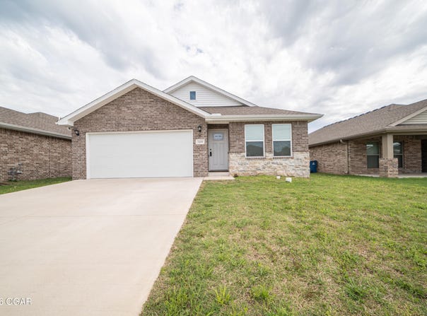 1410 Foundry Drive, Carthage, MO 64836