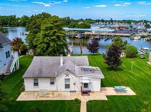 1818 ELK ROAD, BALTIMORE, MD 21221