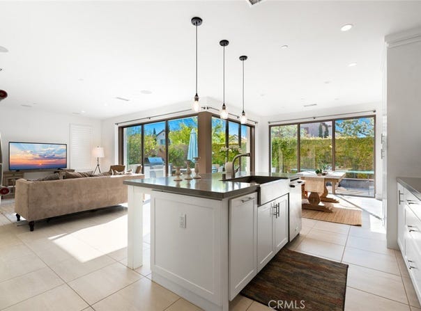 123 Grazie, Irvine, CA 92602