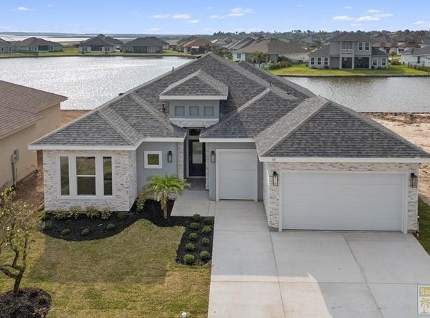39 Arcos Gardens, Laguna Vista, TX 78578