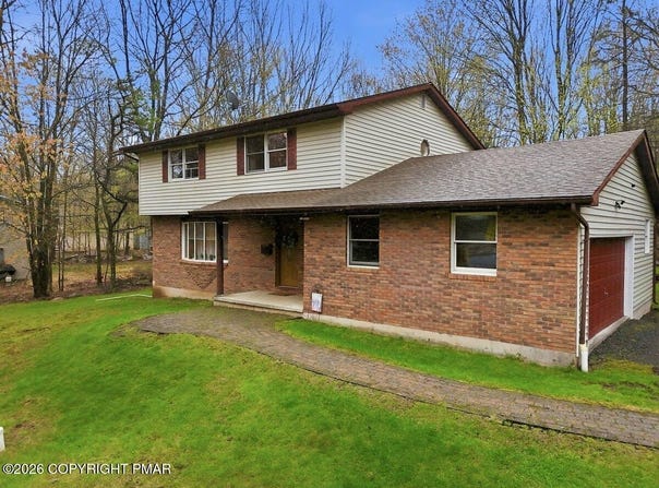 136 Birch Drive, Blakeslee, PA 18610