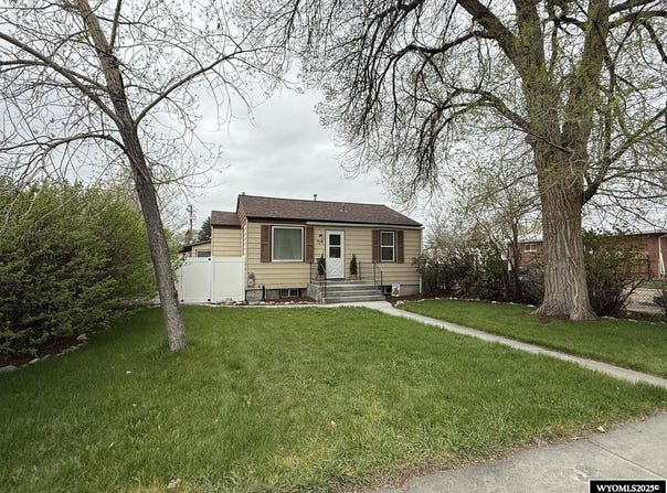 709 E Jackson, Riverton, WY 82501