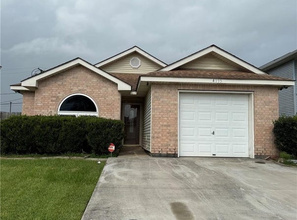 4155 LAC SAINT PIERRE Drive, Harvey, LA 70058