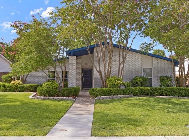 511 Woodhurst Drive, Coppell, TX 75019