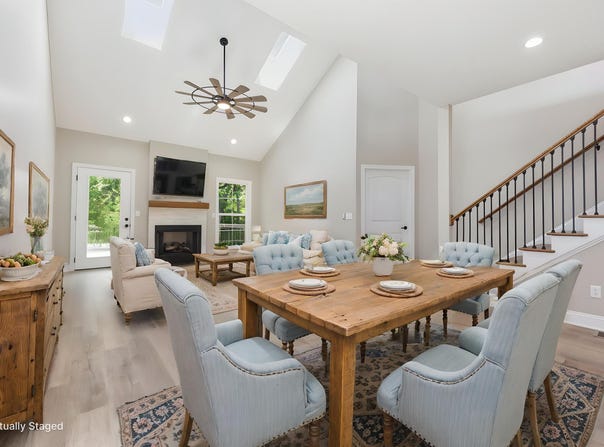 232 Sugartree Lane, Versailles, KY 40383