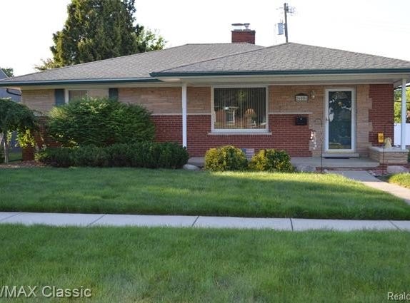 26006 S Elsinore Road, Redford Twp, MI 48239