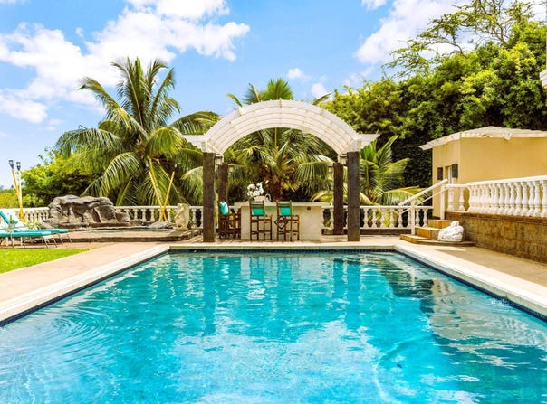 3446 Omaopio Rd, Kula, HI 96798