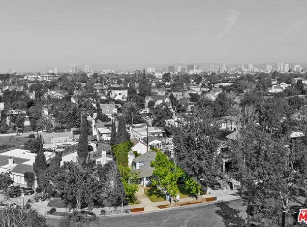 10531 Oaklawn Rd, Los Angeles, CA 90064