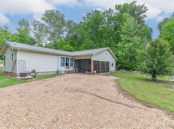167 Ripley Co Rd Y-3, Doniphan, MO 63935